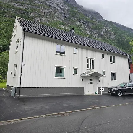 Sentralt Pa 2 * Rjukan